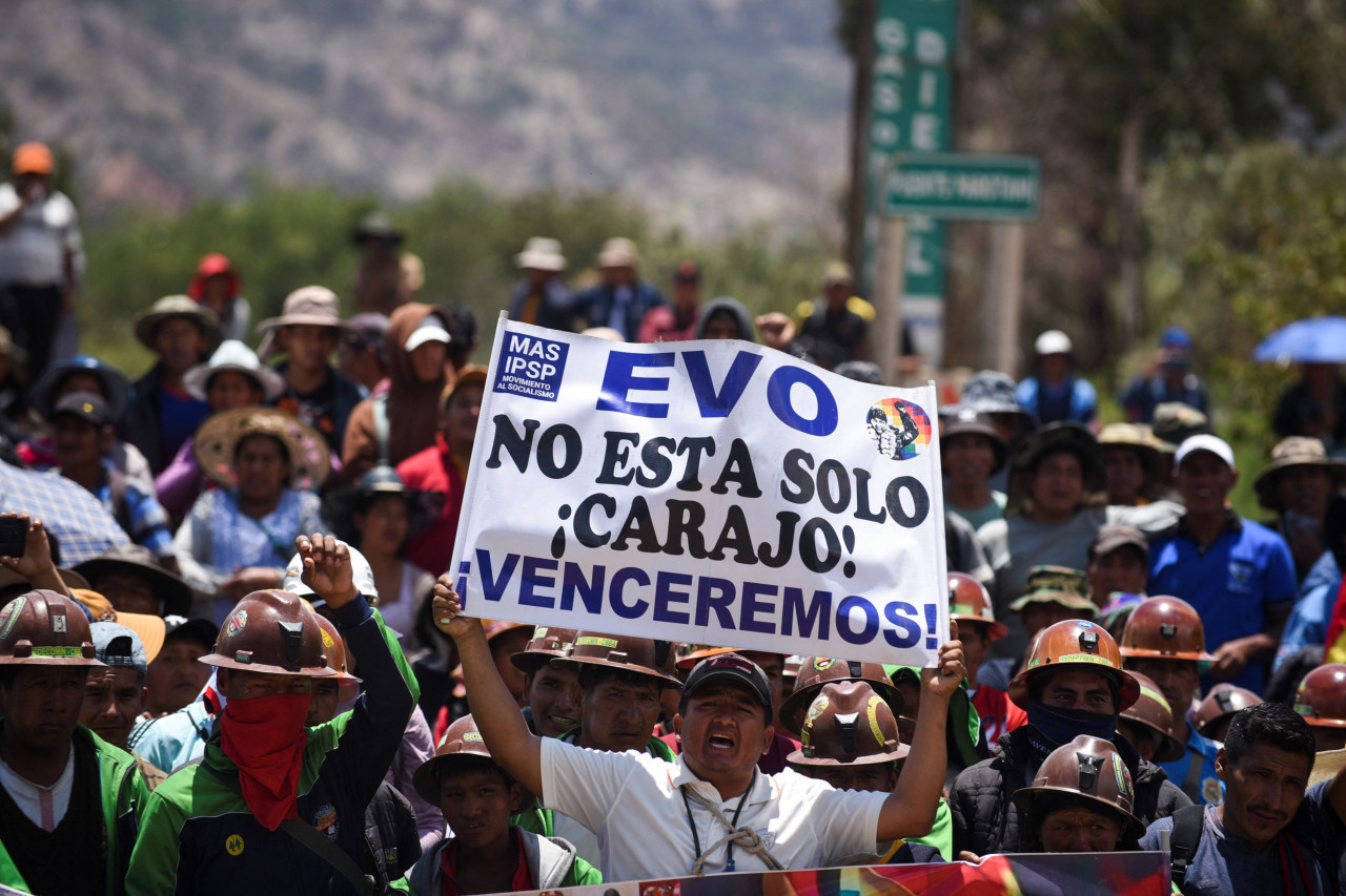 Bloqueo de carreteras en Bolivia en apoyo a Evo Morales. Foto: Reuters