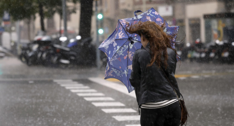 Lluvia e inundaciones en Barcelona. Foto: EFE.