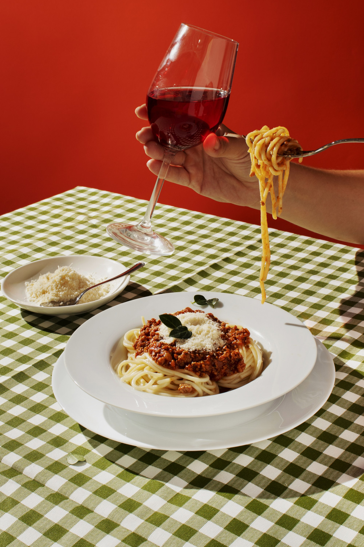 Spaghetti con salsa. Foto Freepik