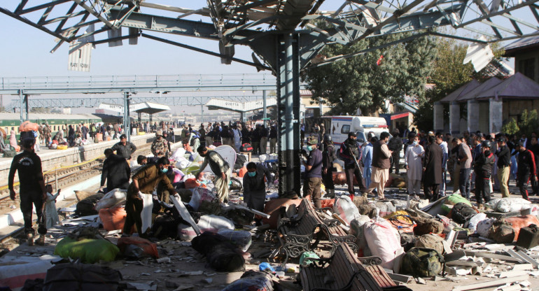 Explosión suicida en Pakistán. Foto: Reuters.