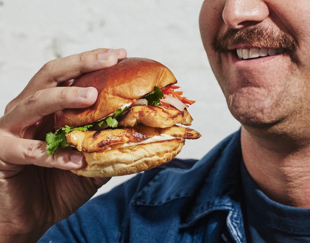 Hamburguesas hechas con carne cultivada. Foto: Future Meat Technologies.