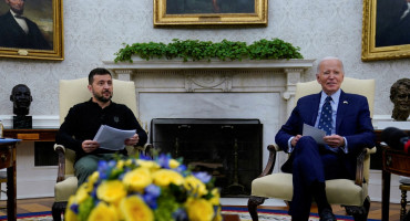 Volodímir Zelenski y Joe Biden. Foto: Reuters.