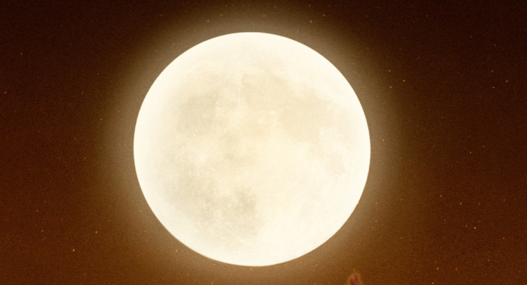 Superluna. Foto: Freepik.