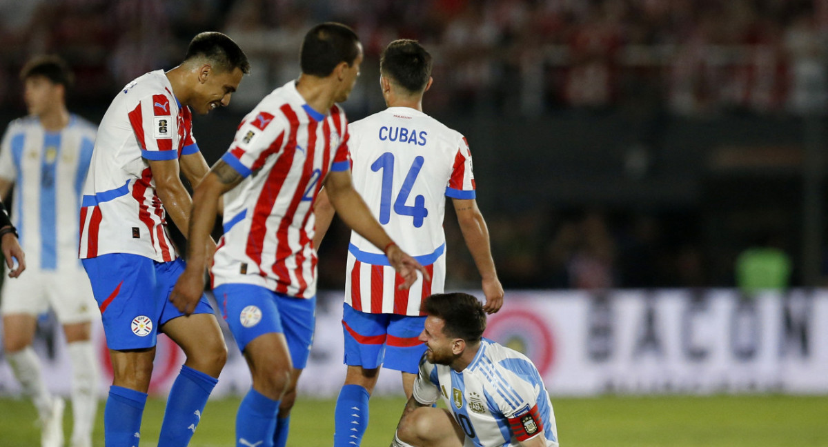 Selección Argentina cae ante Paraguay. Foto: Reuters.