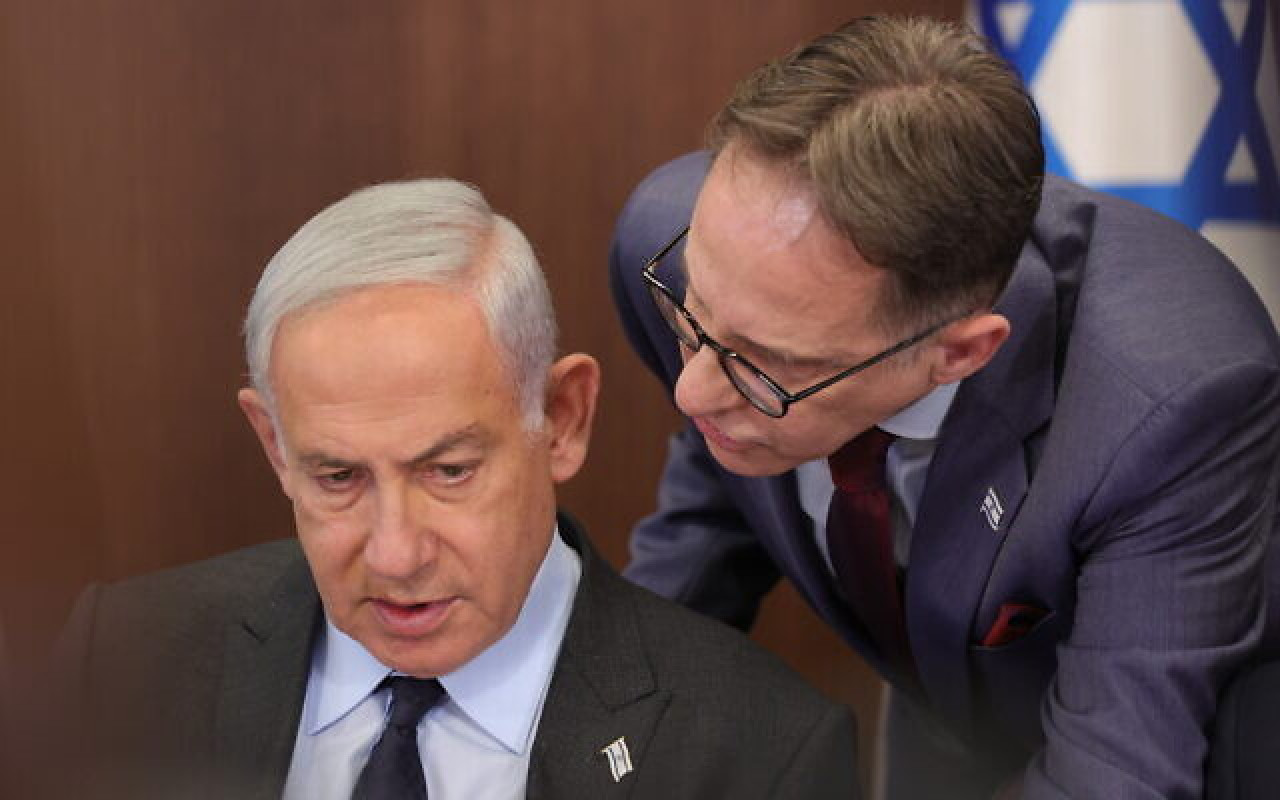 Benjamin Netanyahu y Tzachi Braverman. Foto X @kolisraelmedia