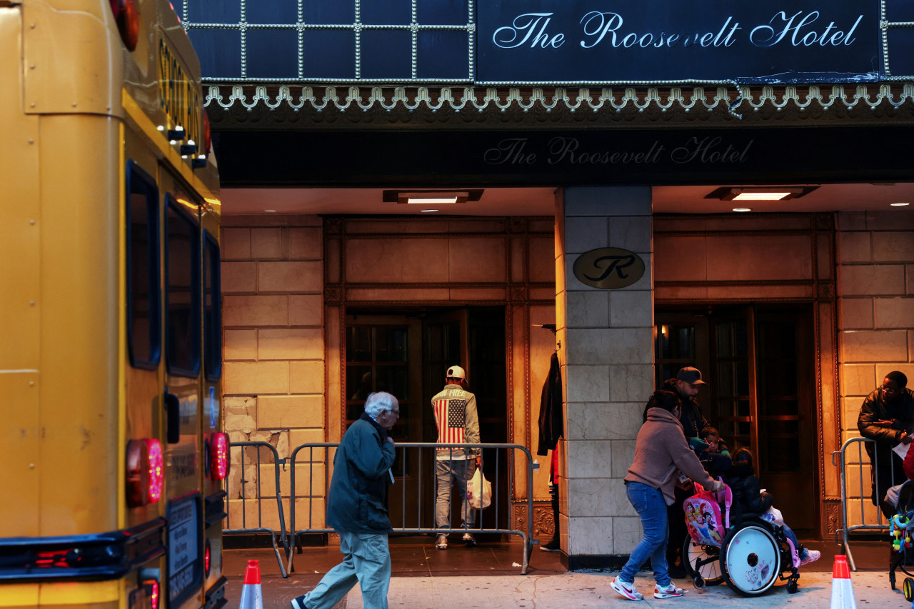 Centro de acogida de migrantes en Nueva York. Foto: Reuters.