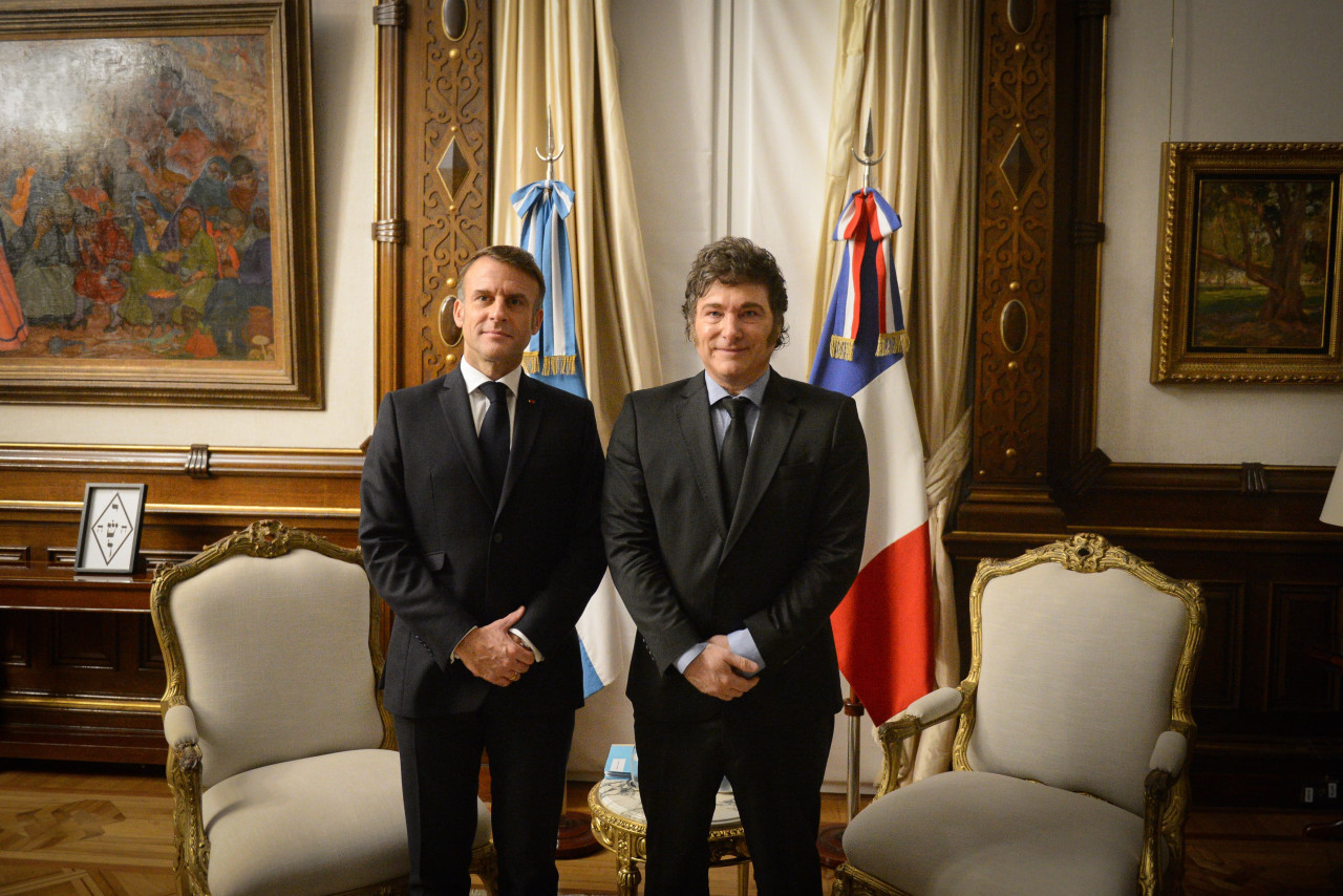 Javier Milei y Emmanuel Macron. Foto: Presidencia