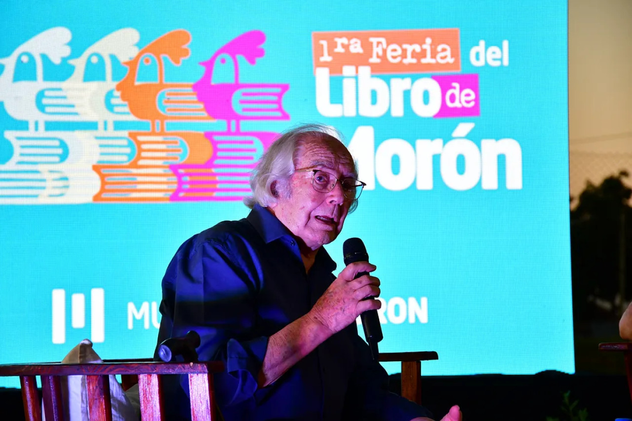 Más de 5000 personas disfrutaron de la primera edición de la Feria del Libro de Morón