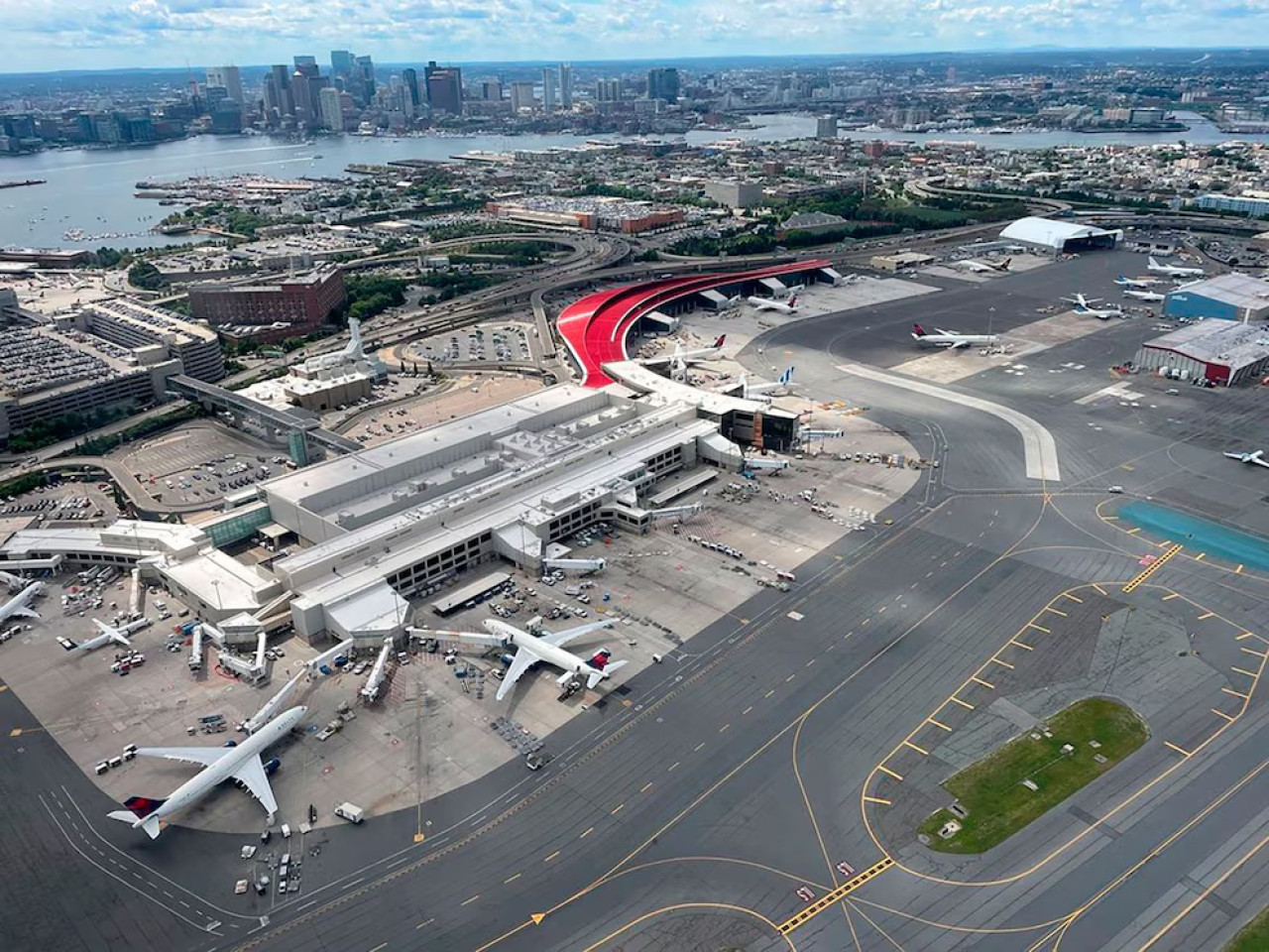 Aeropuerto Internacional Logan. Foto: @flylogan.