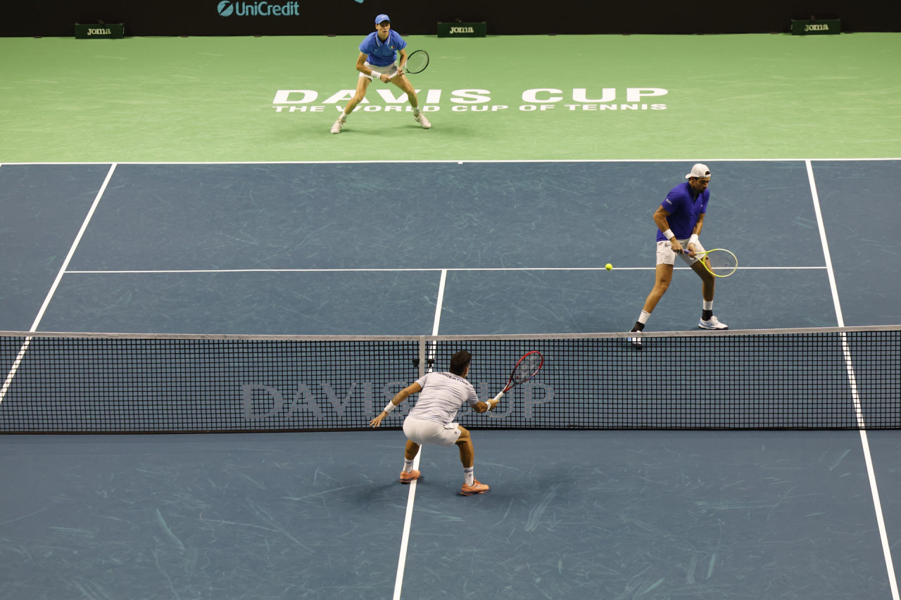 Máximo González y Andrés Molteni en la Copa Davis. Foto: EFE.