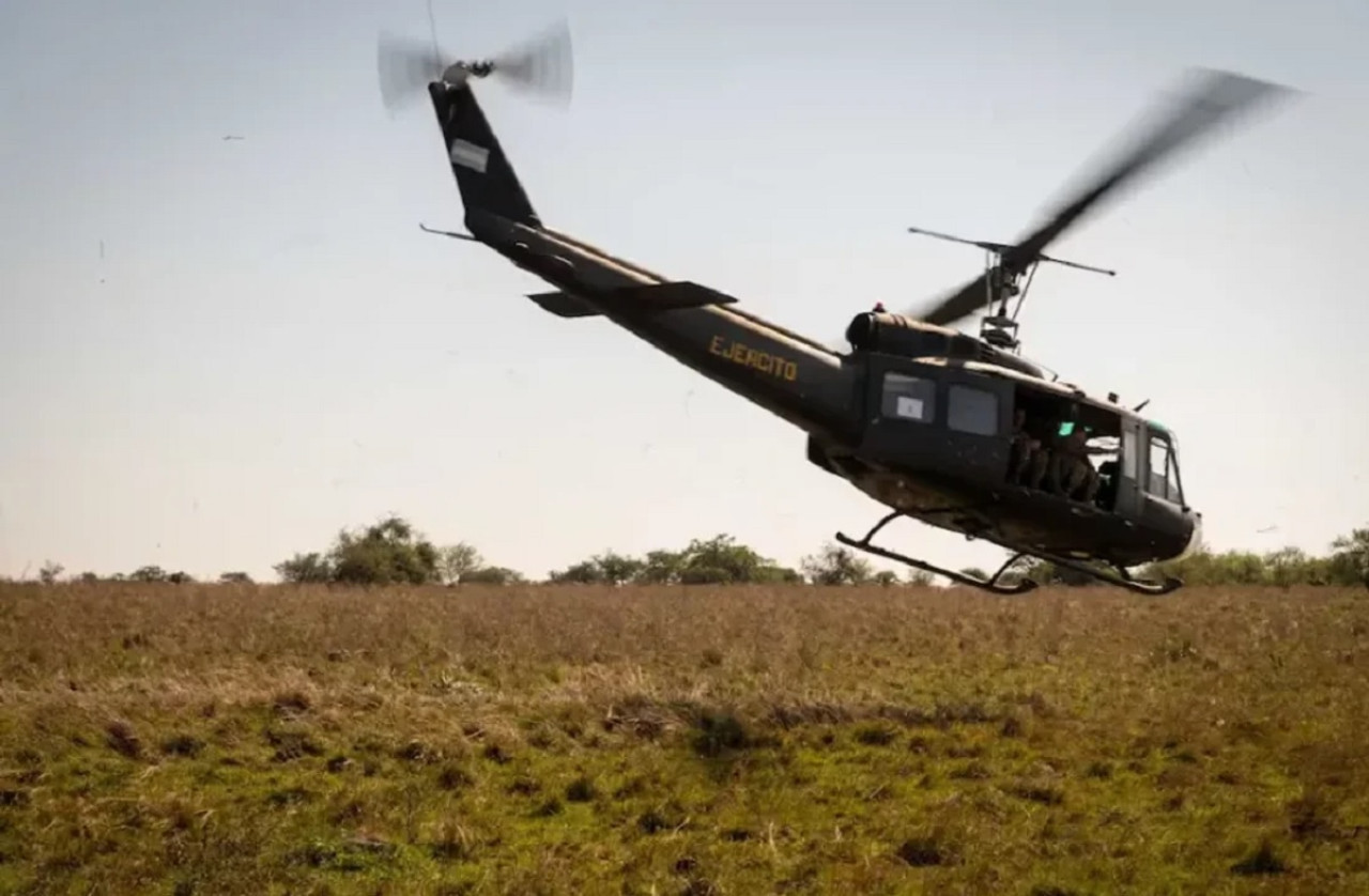 Un helicóptero del Ejército tuvo que hacer un aterrizaje de emergencia en Mendoza. NA