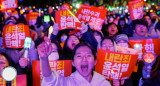 Protestas en Corea del Sur para pedir la destitución de Yoon Suk-yeol. Foto: REUTERS.