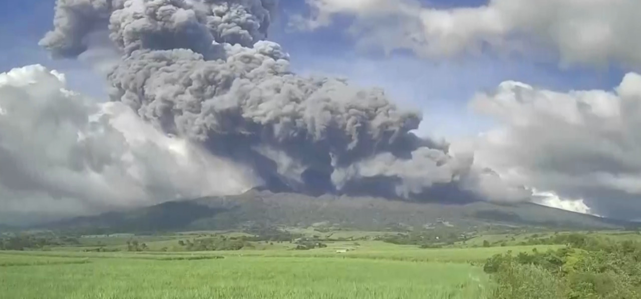 Volcán Kanlaon. Foto: captura video EFE.