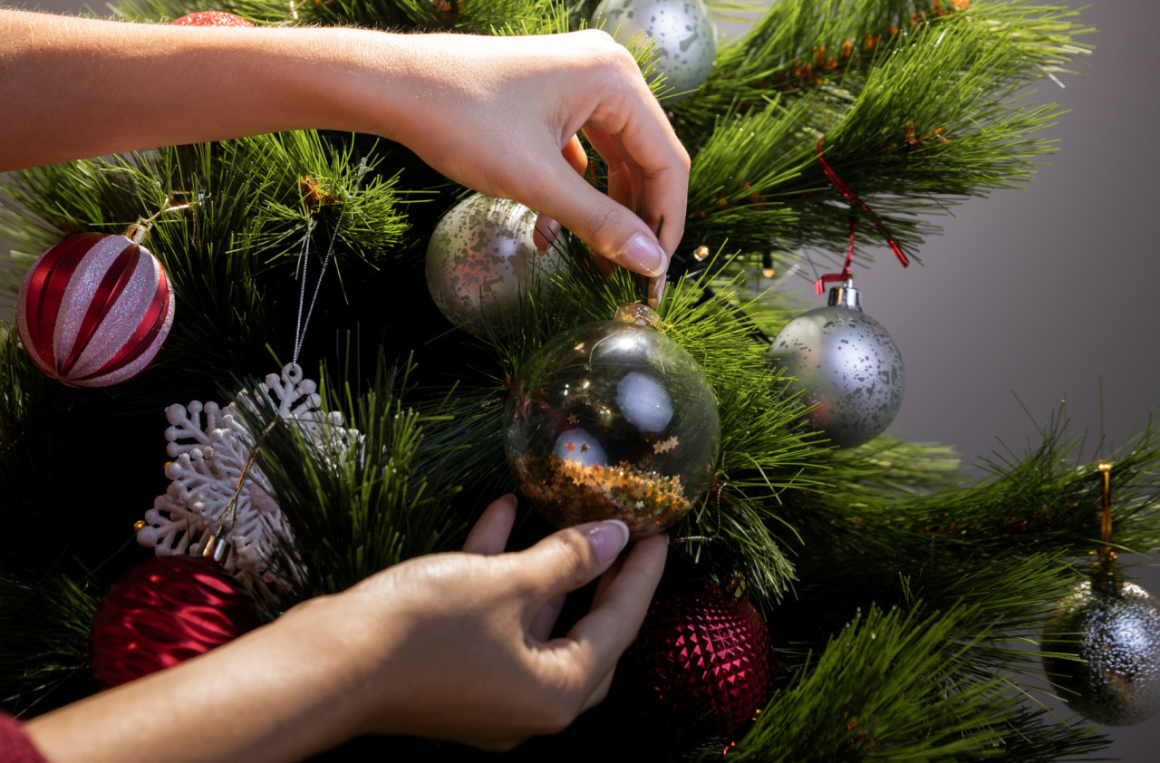 Árbol de Navidad. Foto: Freepik.