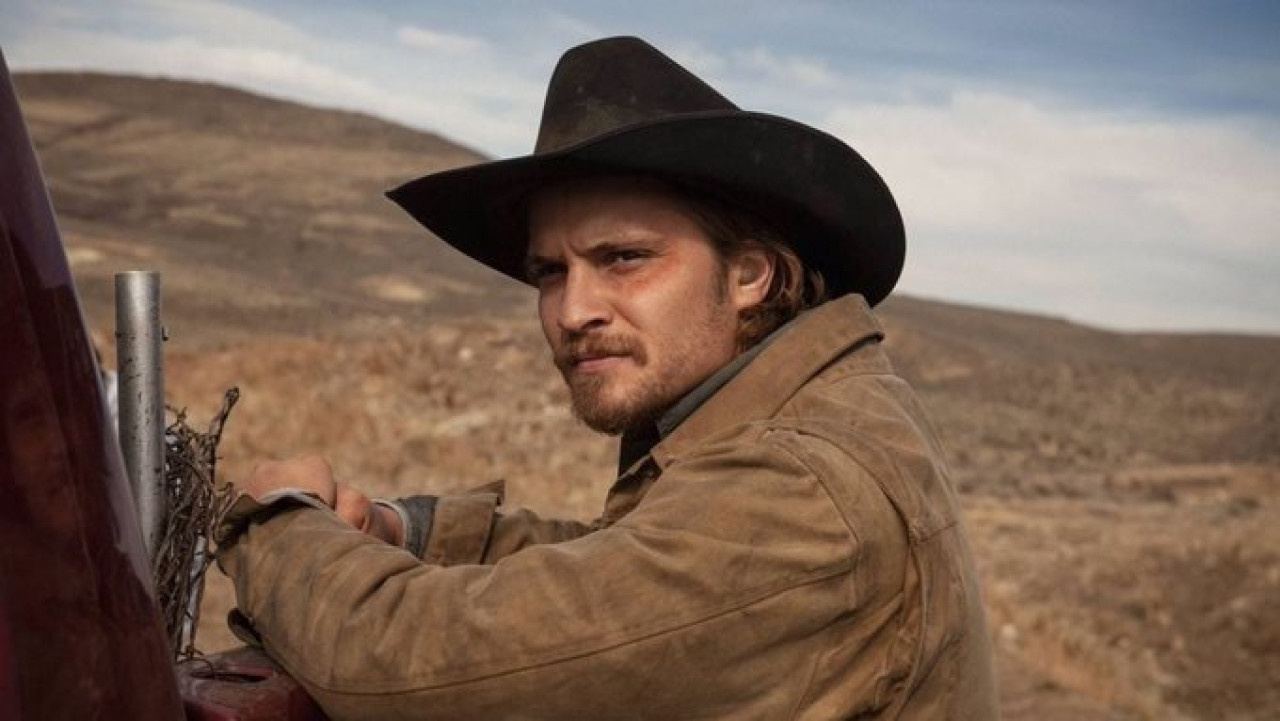 Luke Grimes en Yellowstone. Fuente: X