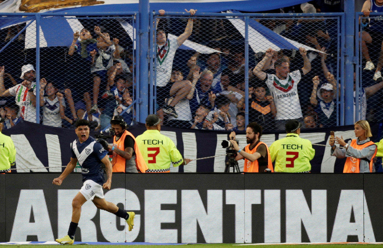 Claudio Aquino, el autor de uno de los dos goles en el Amalfitani. Foto: Reuters.