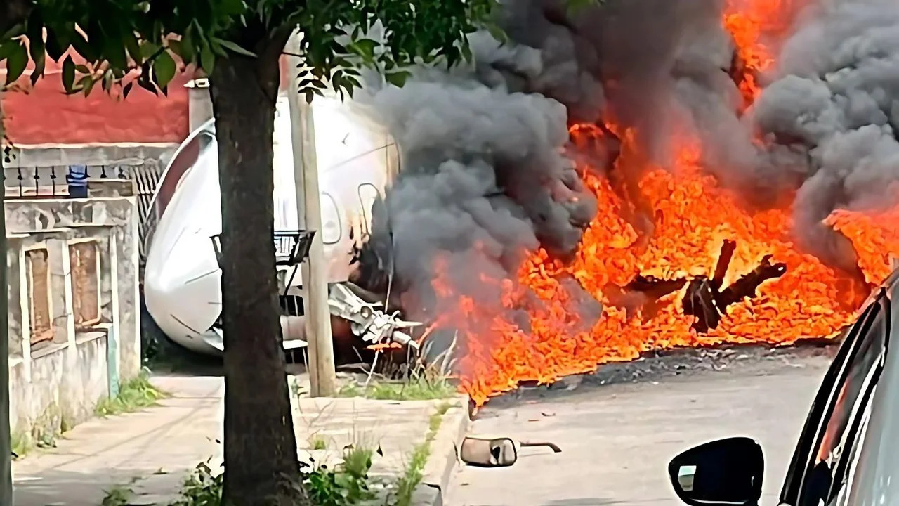 Los dos pilotos fallecieron como consecuencia de la tragedia. Foto: NA.