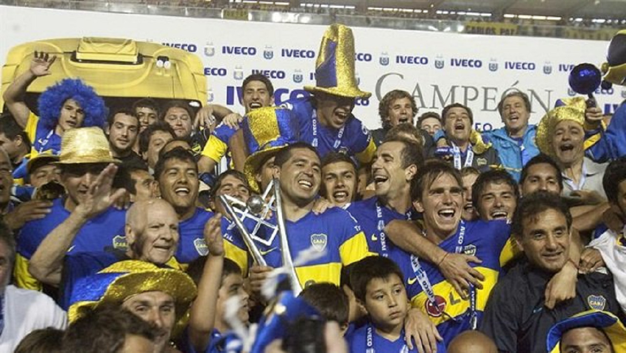 Boca campeón Apertura 2011. Foto: X @la12tuittera