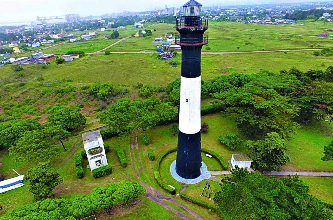 Faro de Quequén. Foto: Municipalidad de Quequén