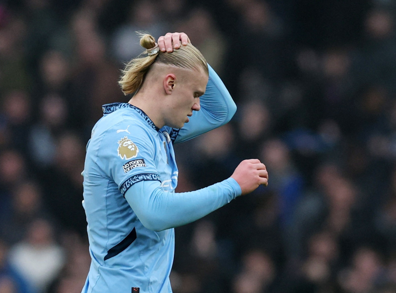 Erling Haaland erró un penal y lleva un gol en los últimos siete partidos. Foto: Reuters.