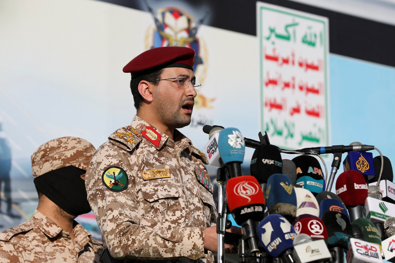 Yahya Sarea, portavoz de los hutíes. Foto: Reuters.