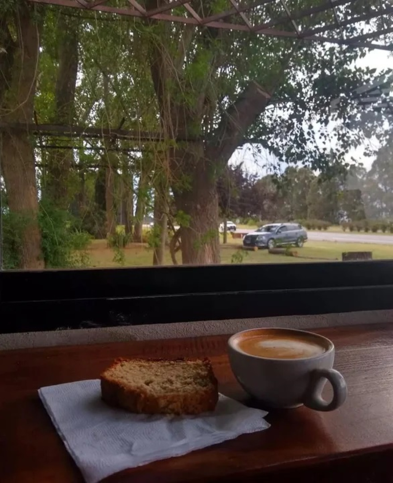 En "Entre Pueblos", el sándwich se puede preparar a gusto. Foto: NA.