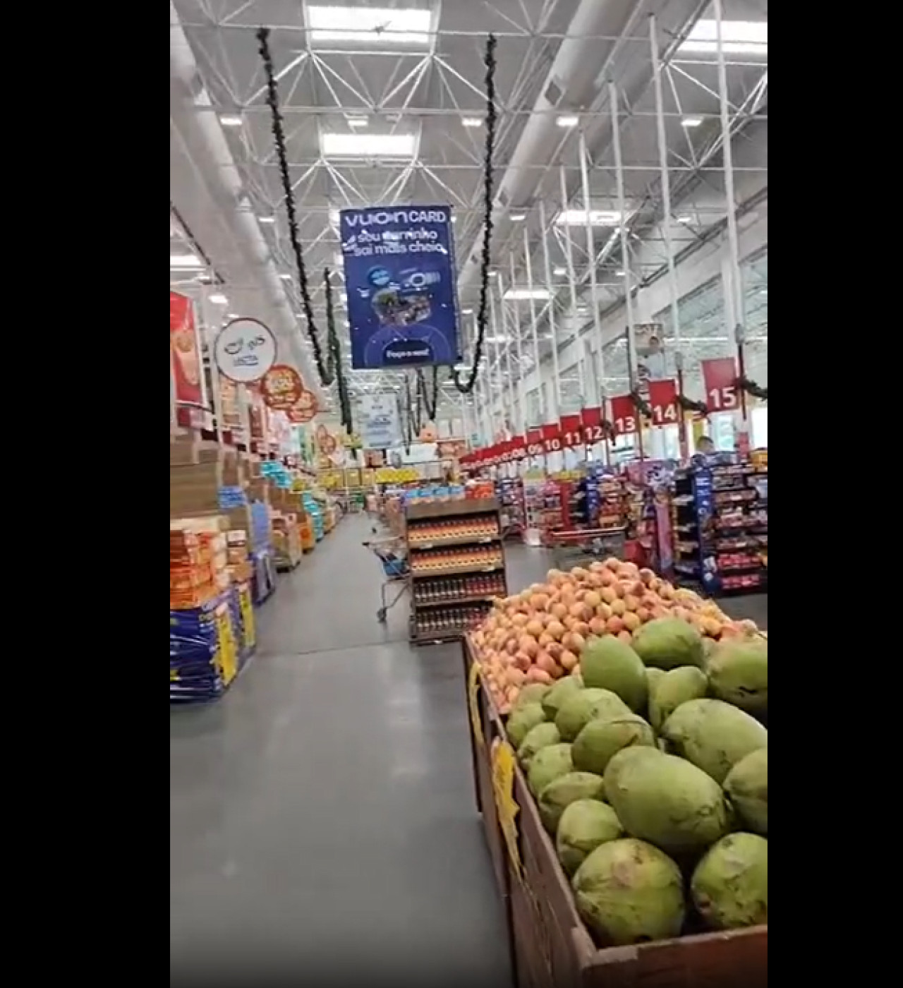 Supermercado en Brasil. Foto: Captura video.