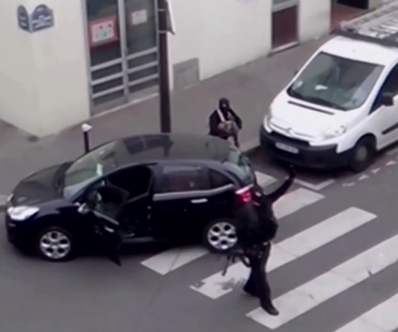 Los hermanos Saïd y Chérif Kouachi, islamistas de origen argelino, que hicieron el ataque de Charlie Hebdo. Foto: Captura de video.