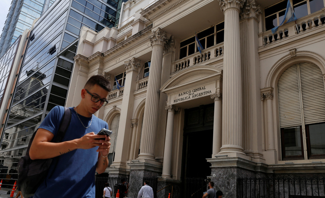 Riesgo país, Banco Central. Reuters