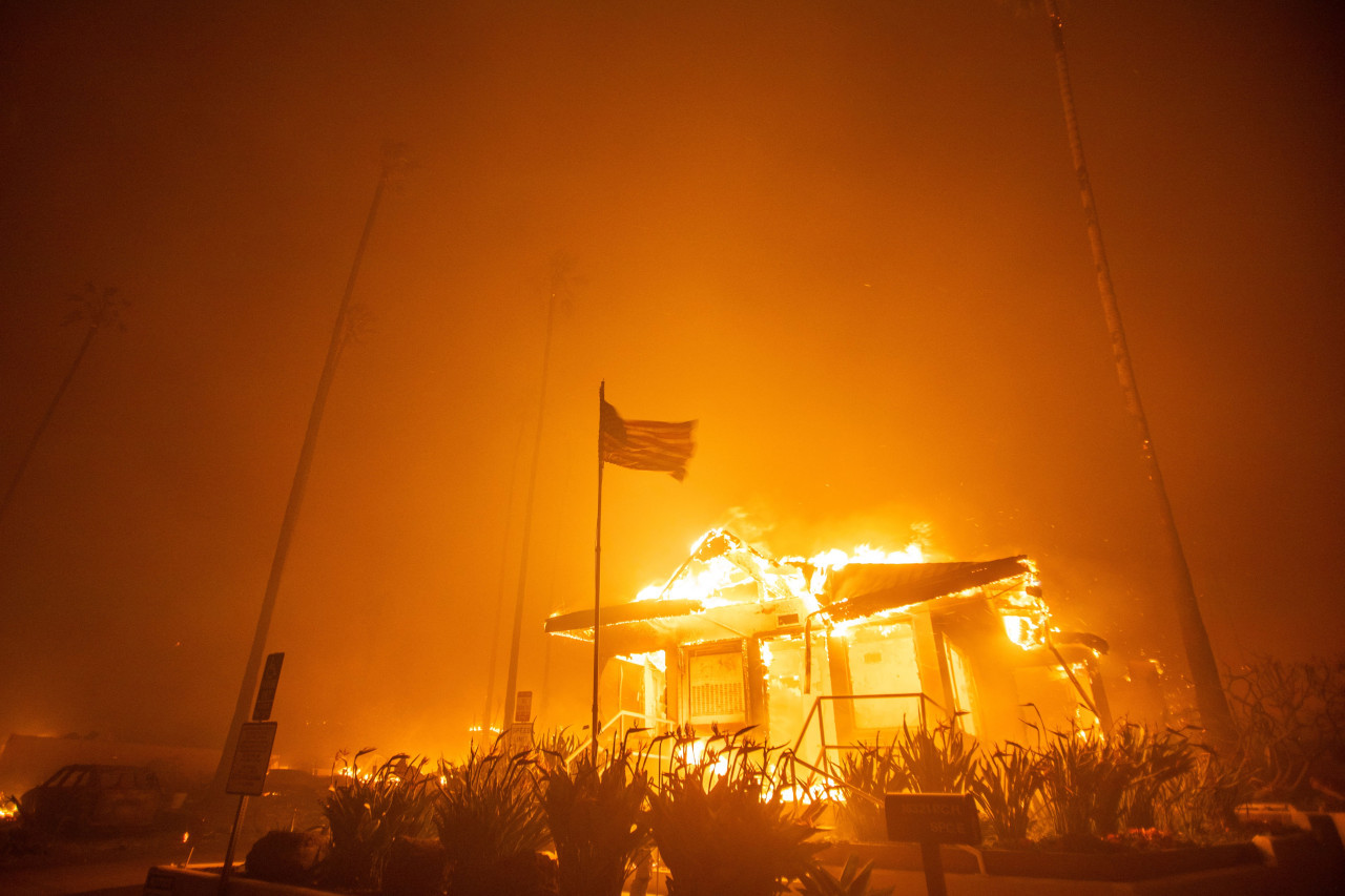 Incendio en Los Angeles, California. Foto: Reuters.