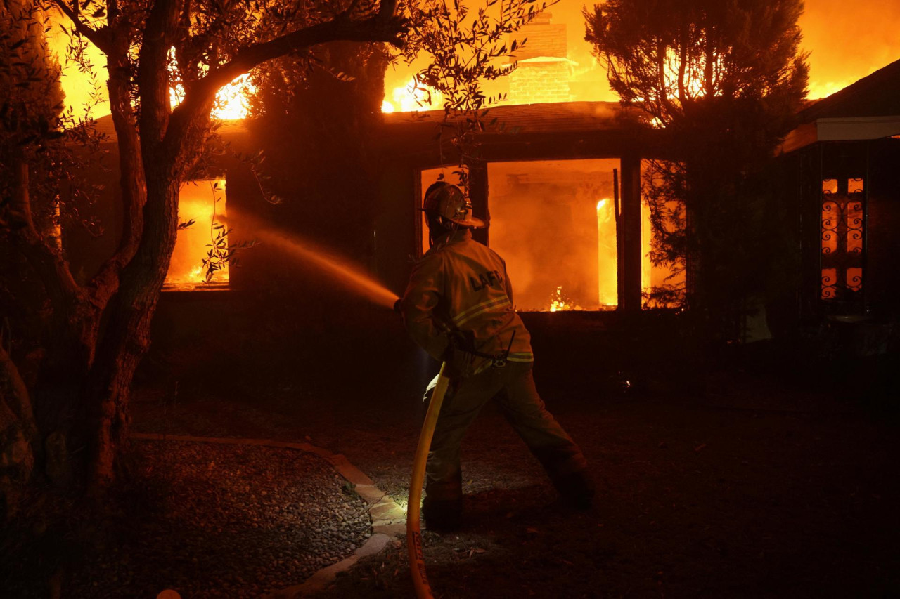 Incendio en Los Angeles, California. Foto: Reuters.