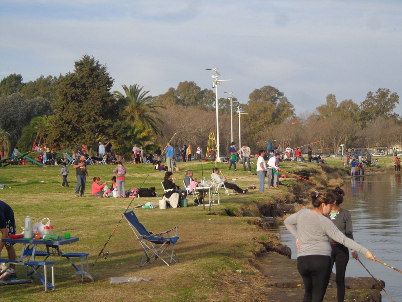 Pesca en la Laguna Gómez, Junín. Foto: Tripadvisor.