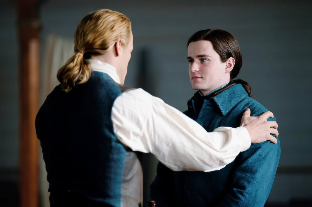 William acude a su padre biológico, Jamie. Foto: Starz