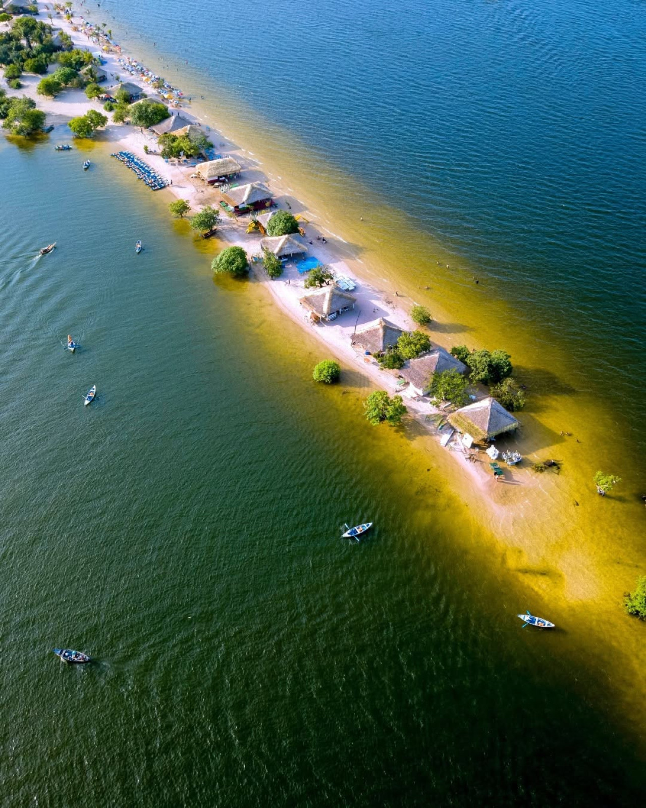 La isla del amor, Brasil. Fuente: Instagram @crois.viajes