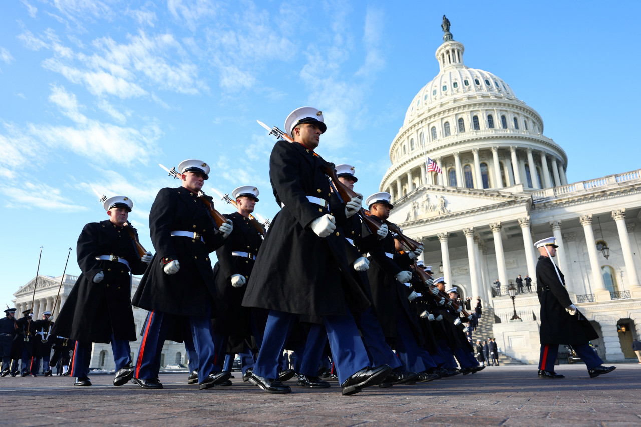 Los últimos preparativos en el Capitolio para la investidura de Donald Trump. Foto: Reuters.