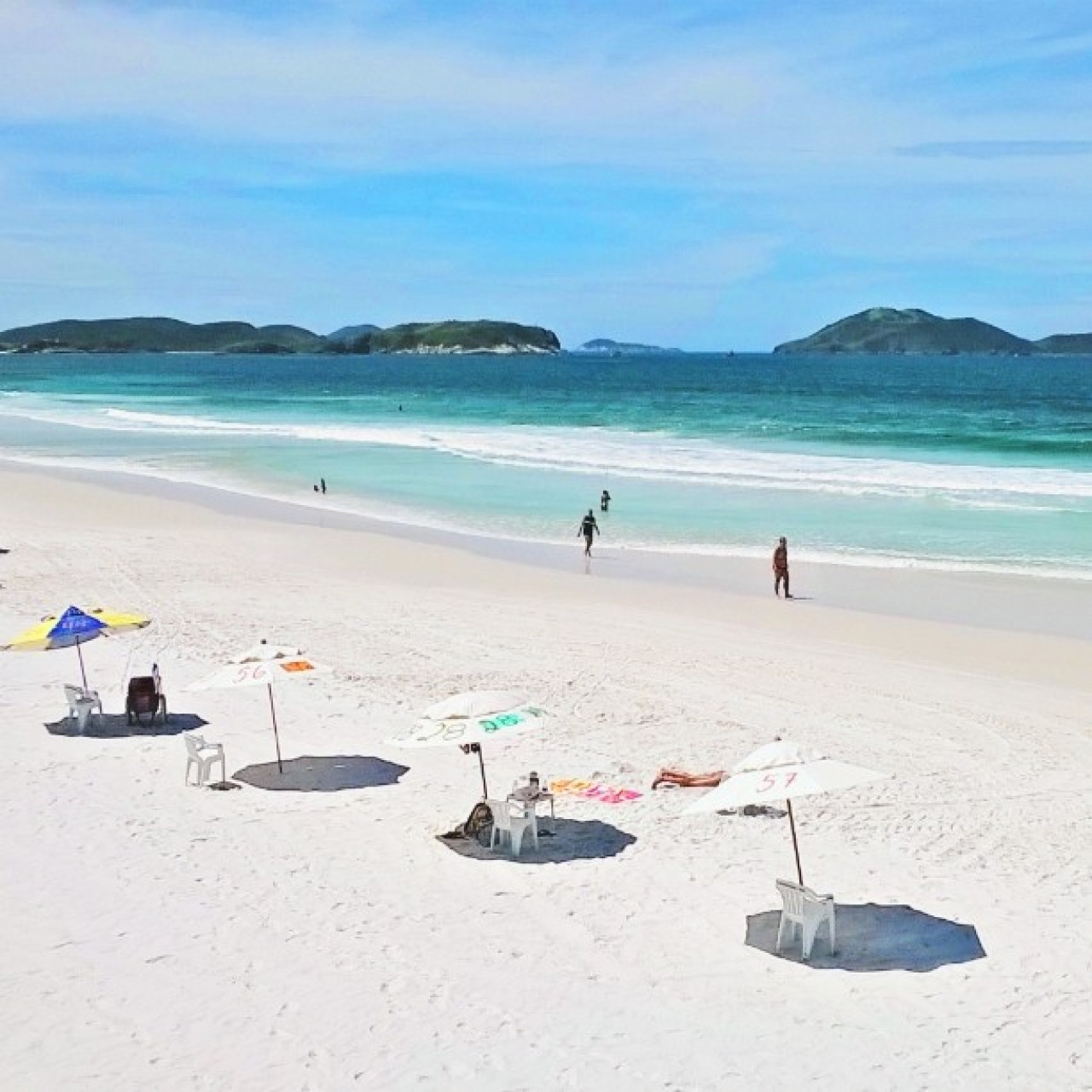 Praia das Dunas, Cabo Frío. Foto Instagram @florchugallardo