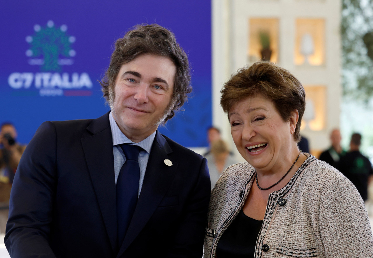 Javier Milei con Kristalina Georgieva, directora del FMI. Foto: NA