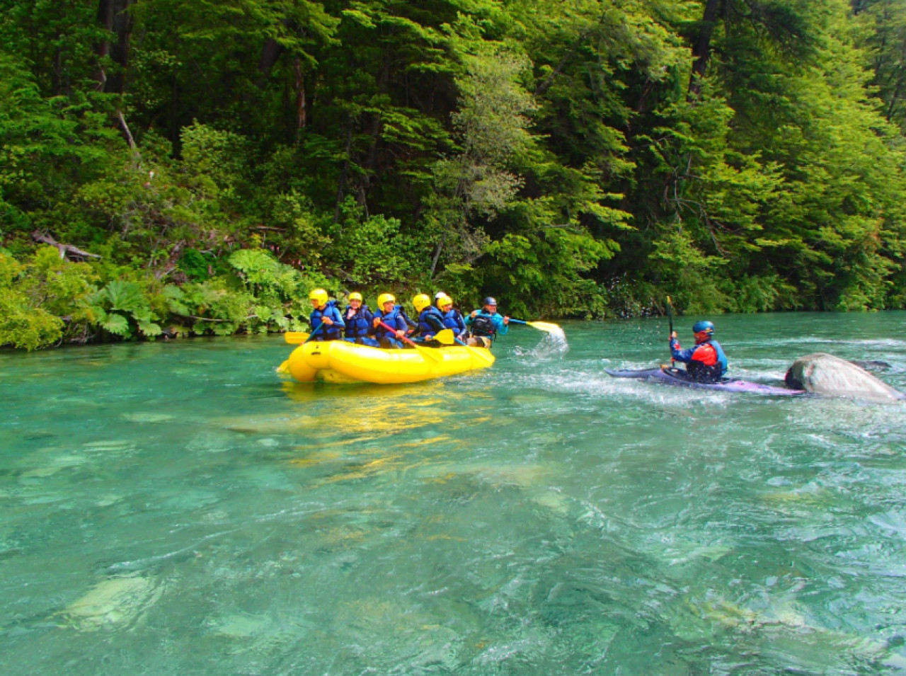 Rafting en Santa Cruz. Foto: Latitur.