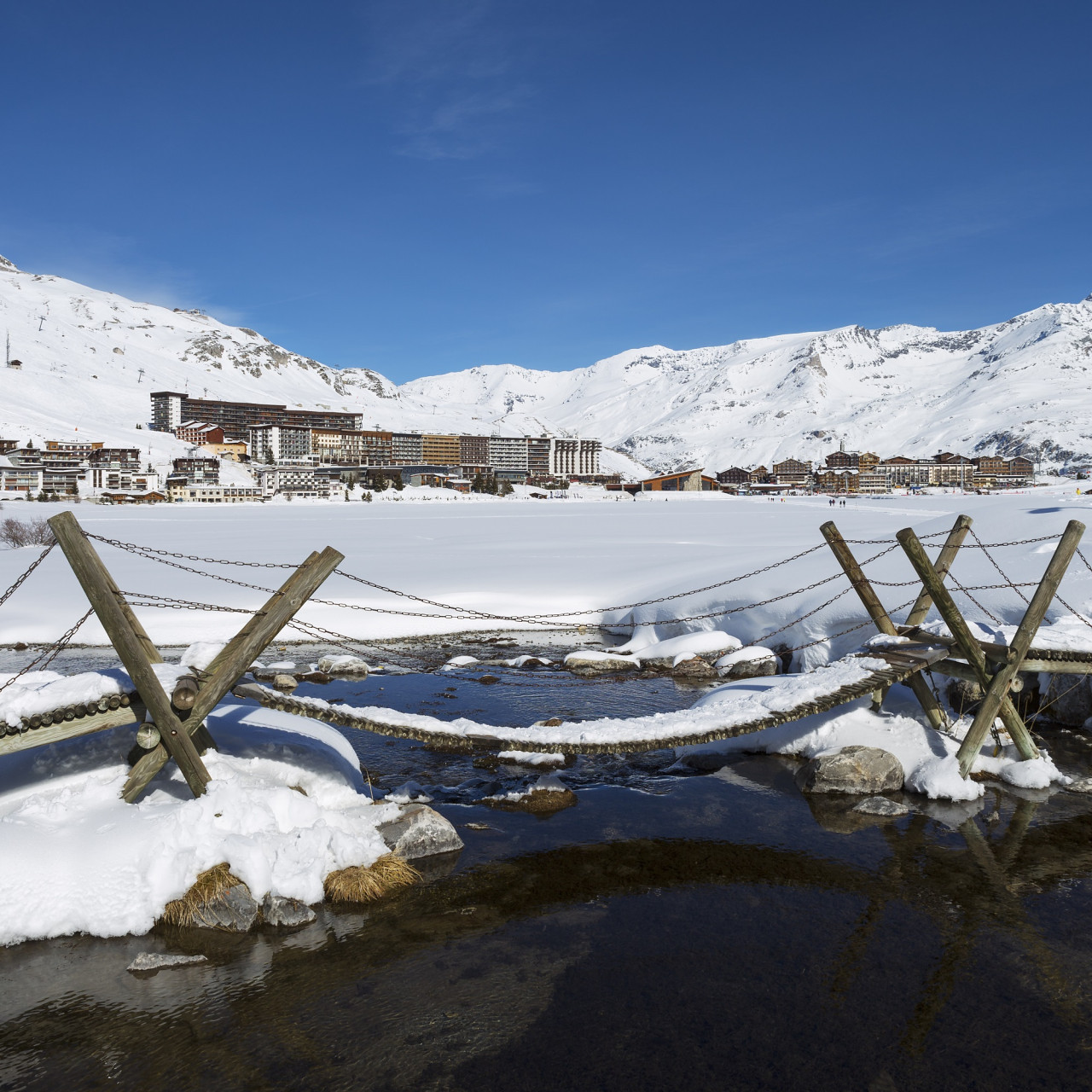 Longyearbyen, el curioso pueblo donde la muerte está prohibida por ley. Foto Freepik