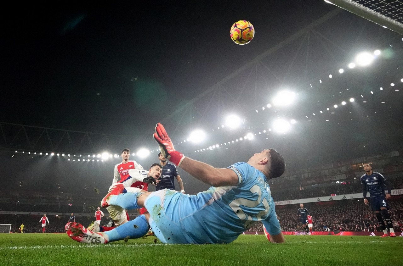 Emiliano Dibu Martínez, Arsenal vs Aston Villa. Foto: Reuters / Hannah Mckay