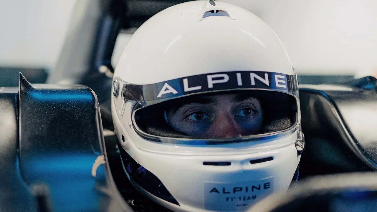 Franco Colapinto hará tareas en el simulador y en pista con autos. Foto: NA / Alpine