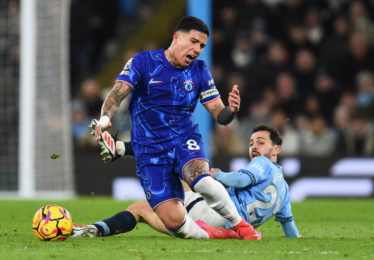 Enzo Fernández, Manchester City vs Chelsea. Foto: Reuters/Peter Powell