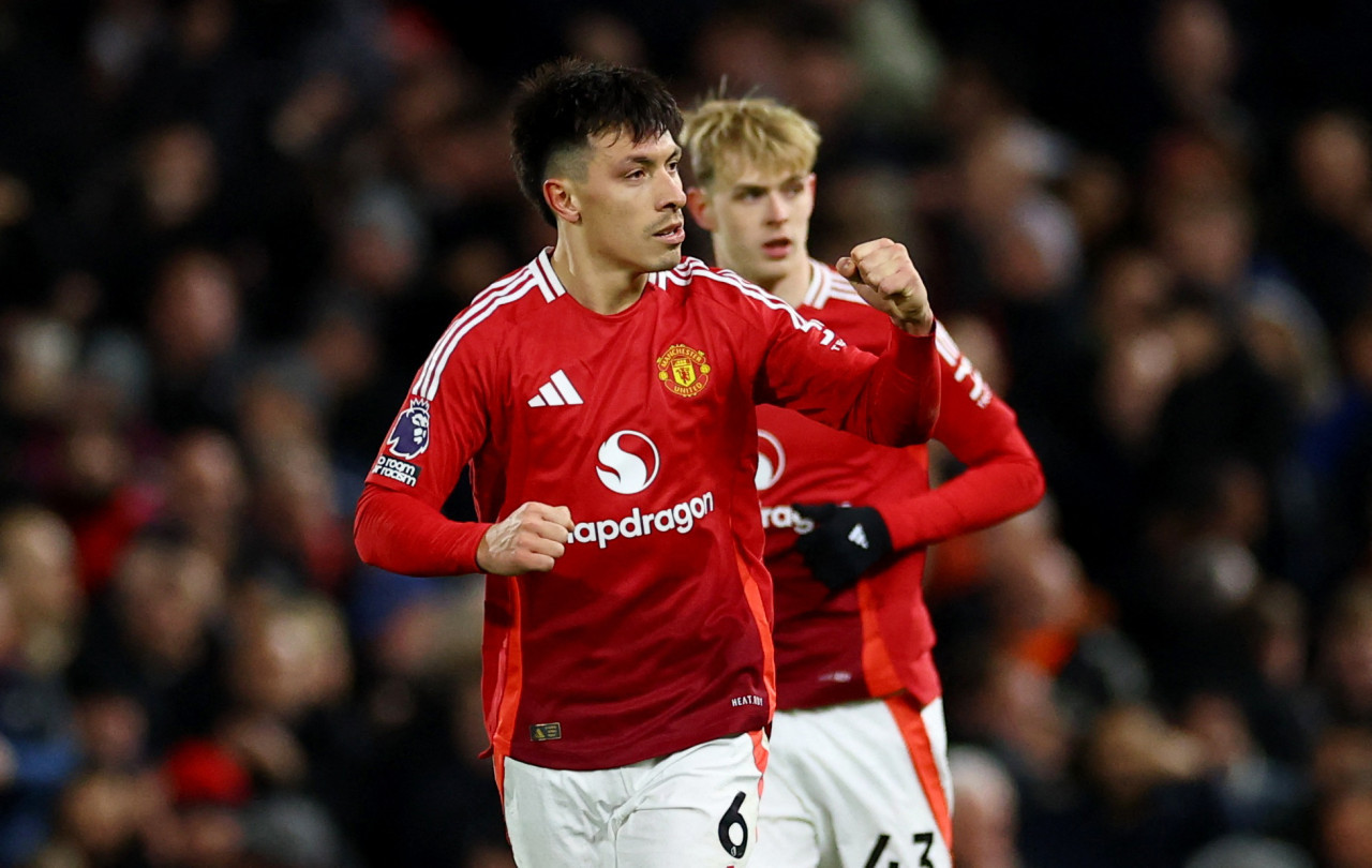 Lisandro Martínez; Manchester United vs Fulham. Foto: Reuters/Matthew Childs