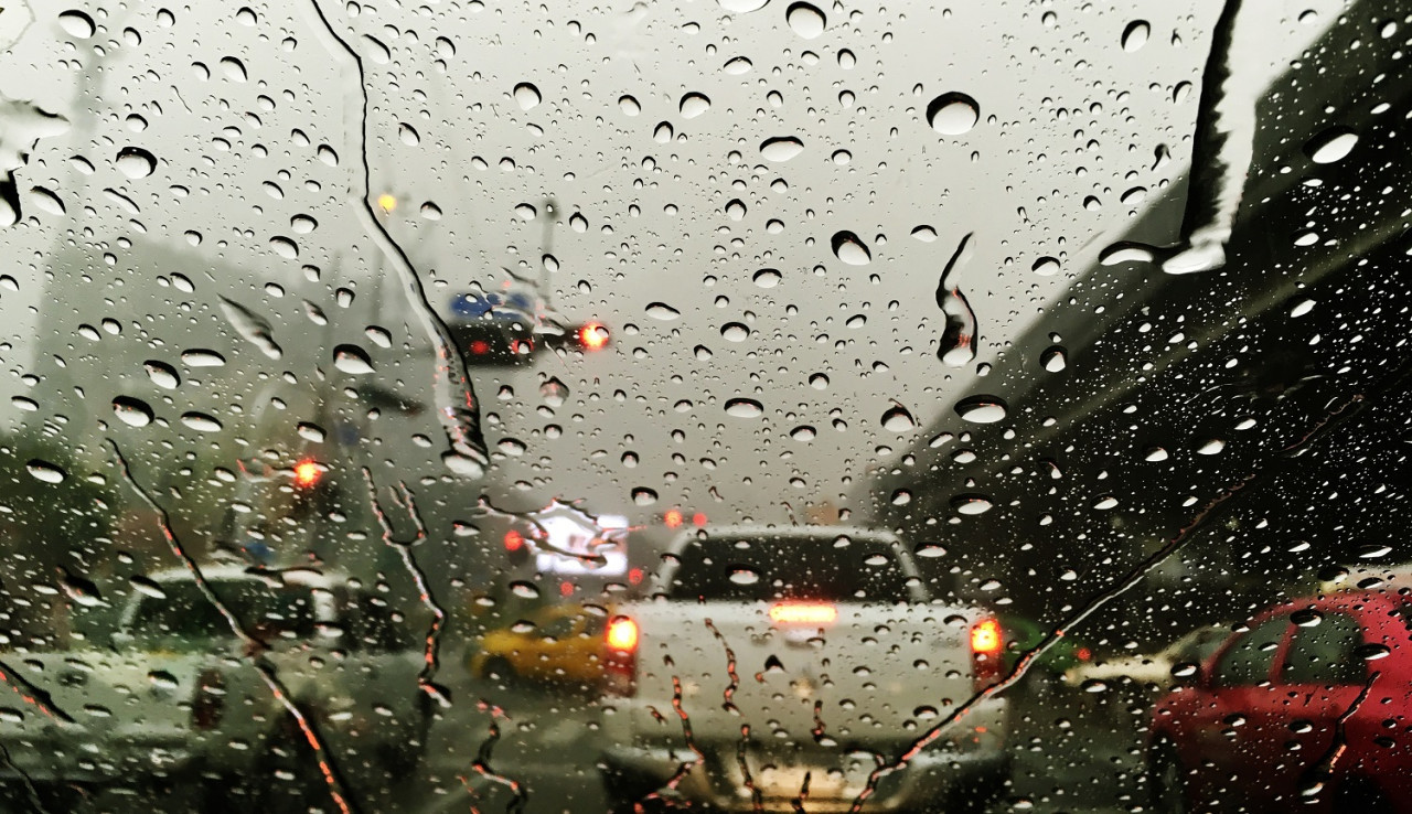 Lluvias en la Ciudad. Foto: Freepik