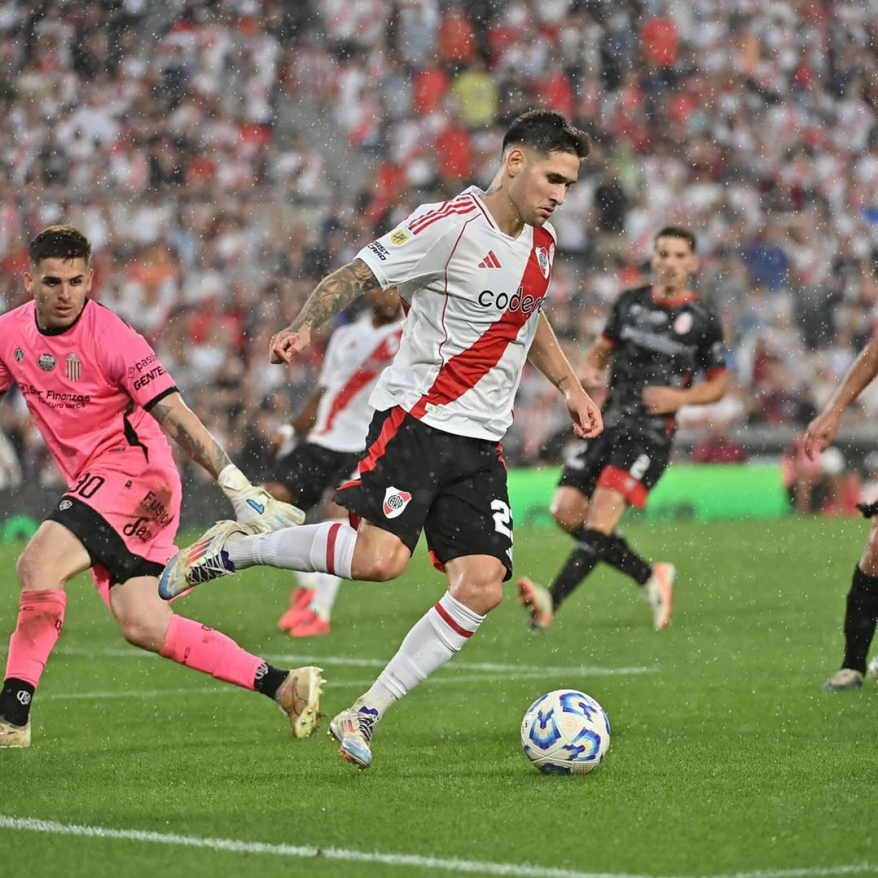 Rodrigo Villagra en River. Foto: Instagram Rodrigo_villagra15