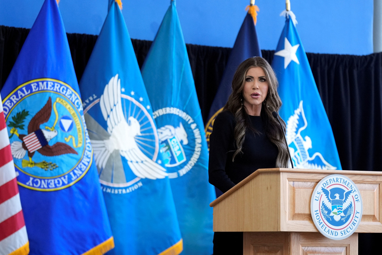 Kristi Noem, secretaria de Seguridad Nacional. Foto: REUTERS.