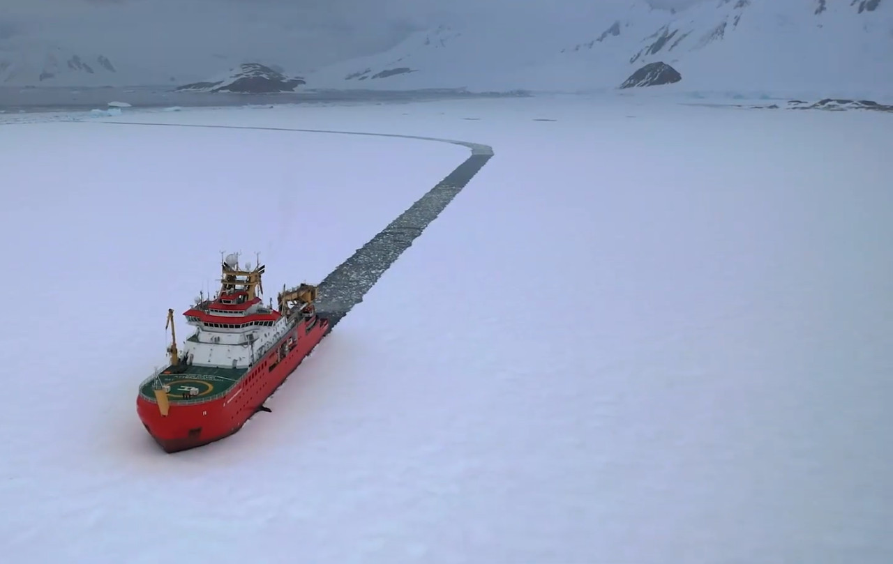 El rompehielos británico Sir David Attenborough cruzó aguas argentinas. Foto: captura/ British Antarctic Survey