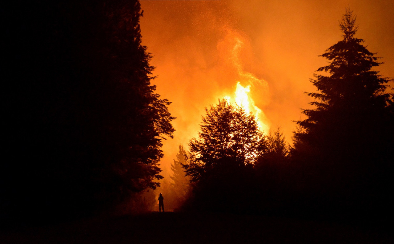 Incendios en El Bolsón. Foto: Reuters/Marcelo Martinez