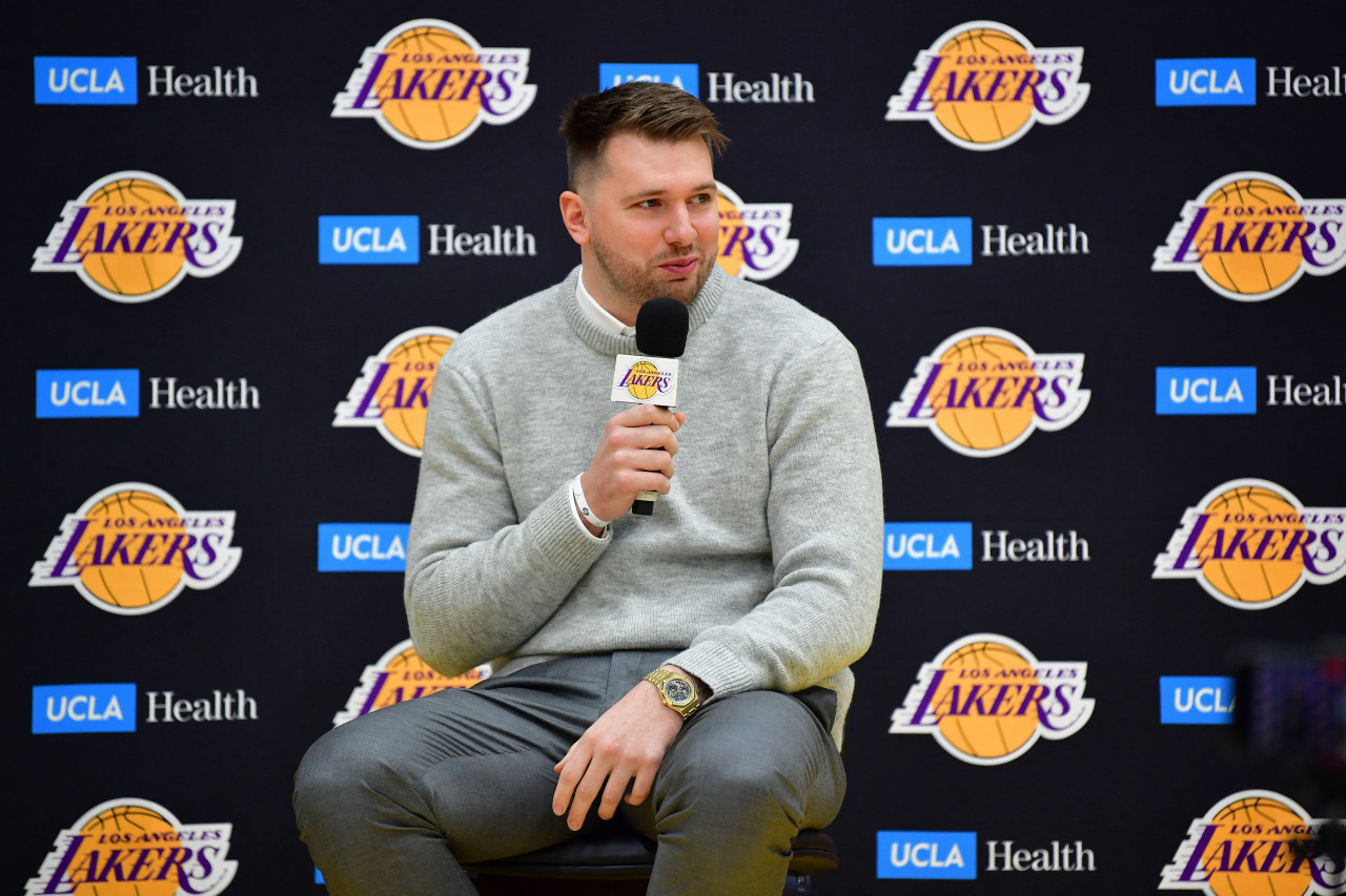 Presentación de Luka Doncic en Los Ángeles Lakers. Foto: REUTERS.