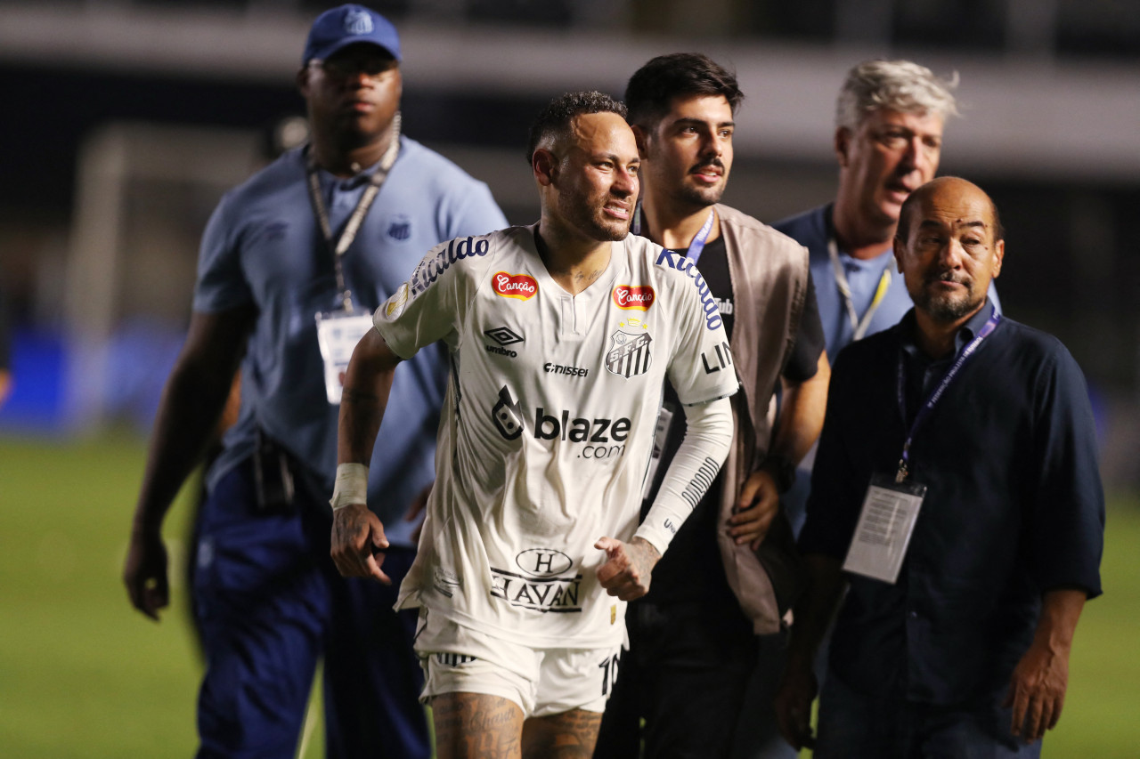 Neymar volvió al Santos. Foto: Reuters/Carla Carniel.